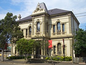 Waterloo Town Hall.JPG