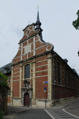 Oostvleugel, met kapel, aan de Schapenstraat