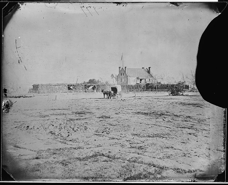 File:"Globe Tavern" at Warren Station, R. R. in front of Petersburg. - NARA - 524596.jpg