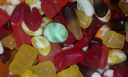 Мармеладные глаза. Мишки Гамми мармелад. Жевательный мармелад Haribo тропические фрукты. Мармеладные конфеты. Конфеты червячки желейные.