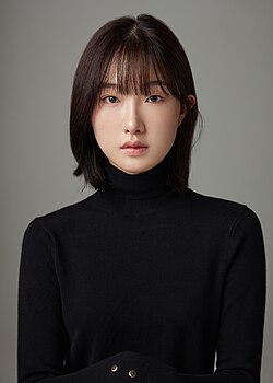 배우 김주아: 학력, 출연