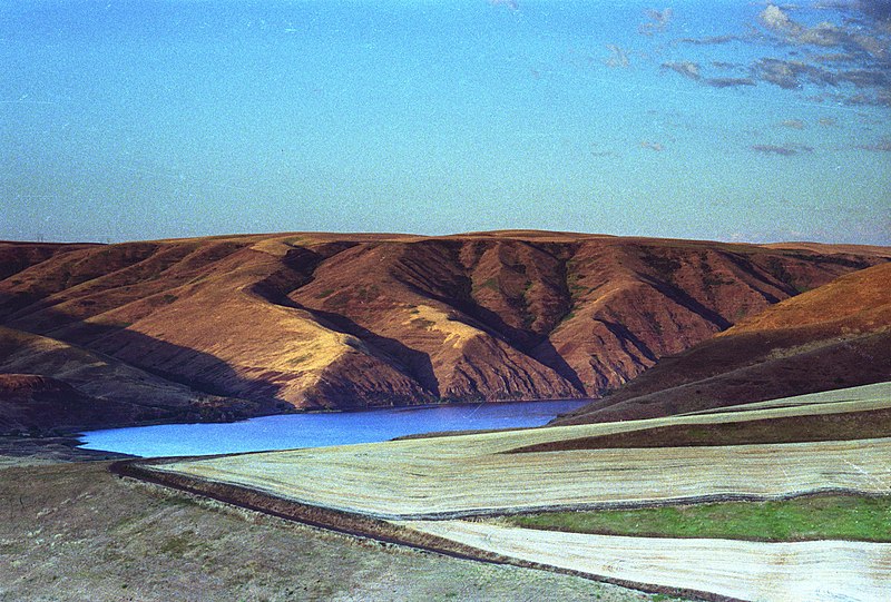 File:03-36-02, snake river - panoramio.jpg