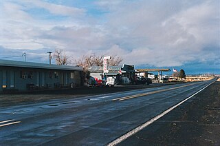 <span class="mw-page-title-main">Silver Lake, Oregon</span> Unincorporated community in the state of Oregon, United States