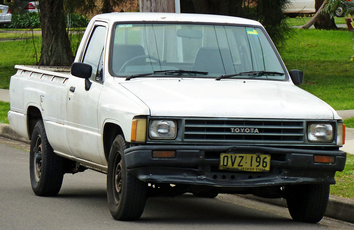 File:1983-1988 Toyota Hilux (YN58R) 2-door utility 01.jpg - Wikipedia