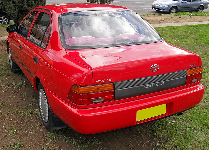 File:1994-1996 Toyota Corolla (AE102X) Conquest 02.jpg