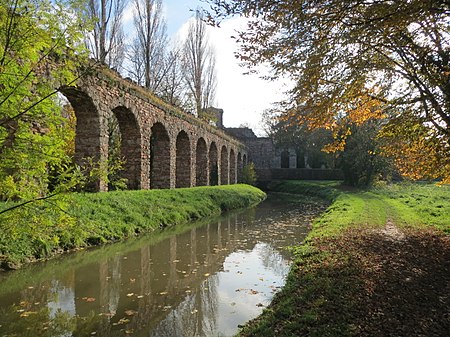 20131115Aquaedukt Schwetzingen