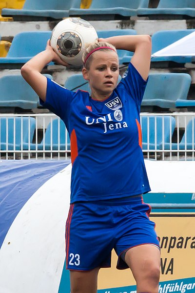 File:2014-10-11 - Fußball 1. Bundesliga - FF USV Jena vs. TSG 1899 Hoffenheim IMG 4199 LR7,5 by Stepro cropped.jpg