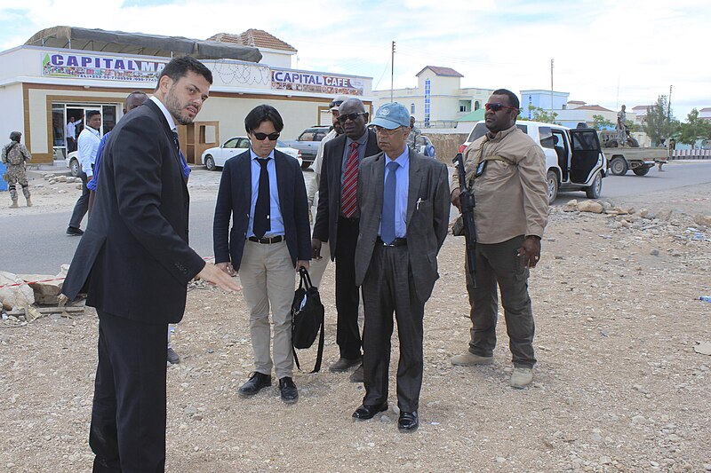 File:2015 04 30 USG Visits in Garowe, Puntland.jpg