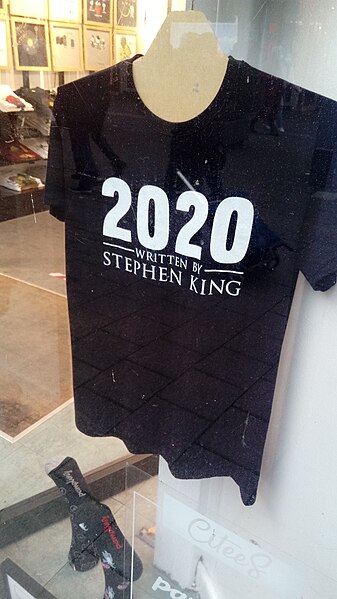 File:2020 written by Stephen King t-shirt, Rotterdam-Centrum, Rotterdam (2020) 01.jpg