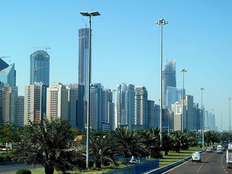 File:Abu Dhabi – Corniche 3 - أبو ظبي - الكورنيش - panoramio.jpg