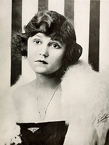 220px-Alice_Brady_1916.jpg