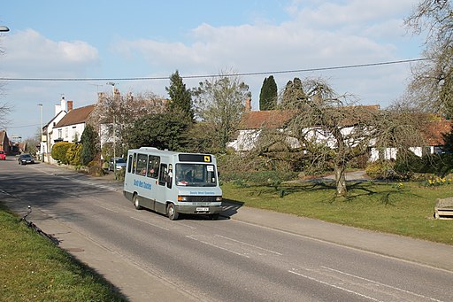 An ancient bus in an ancient village- M460 JPA in Zeals, Wiltshire, 3-4-2013 (8617201630)