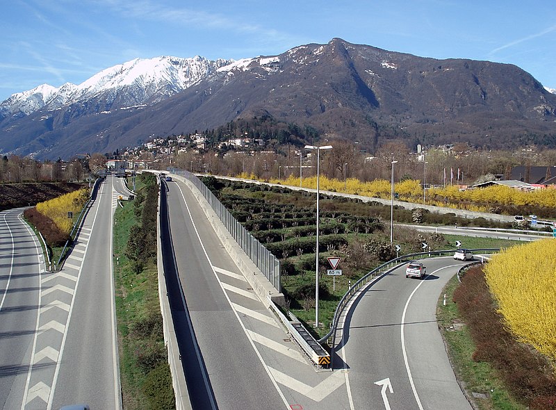 File:Ascona Monte Verità - panoramio.jpg