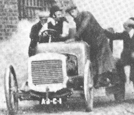 The first Austin, a 25-30, sets out for its first trial run. Herbert Austin at the wheel. Saturday 7 April 1906 Austin 15-20 1906.jpg