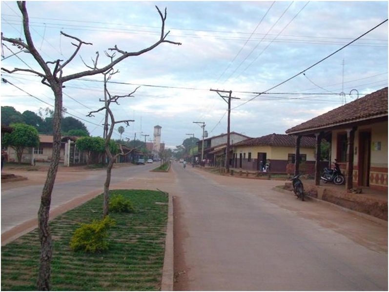 File:Av. santa cruz.jpg