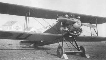 Avia BH-33