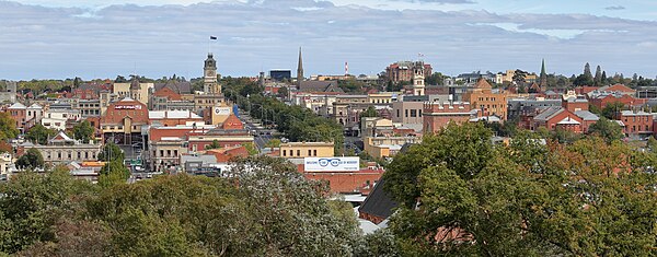 Image: Ballarat Panorama (26278190346) (cropped)