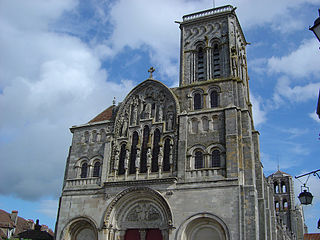 Fachada de la basílica