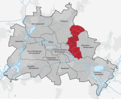 Berlin Bezirk Lichtenberg (etiketli).svg