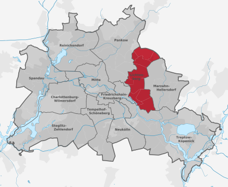 Berlin Bezirk Lichtenberg (labeled)