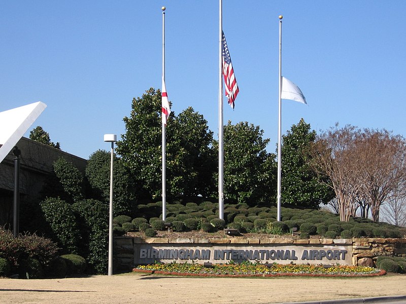 File:Birmingham-Shuttlesworth Airport entrance.jpg