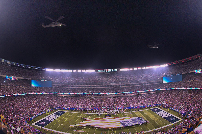 File:Blackhawk flyover Giants vs Cowboys at Meadowlands, September 2012.jpg