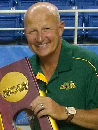 <span class="mw-page-title-main">Craig Bohl</span> American football player and coach (born 1958)