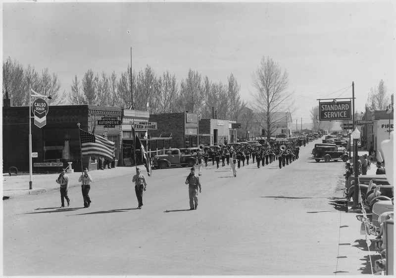 File:CCC Camp BR-72 Shoshone Project, Powell, Wyoming, Photo of the American Legion Color Guard and Powell High School... - NARA - 293554.tif
