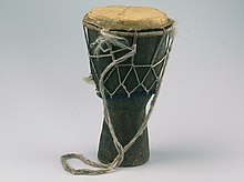 A well-used African drum COLLECTIE TROPENMUSEUM Bekertrom van hout TMnr 4851-5.jpg