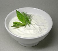 Cac?k, a Turkish cold appetiser yoghurt variety.