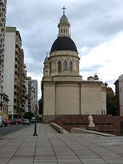 Vue extérieure du dôme et de la coupole de la Cathédrale Notre-Dame-du-Rosaire à Rosario.