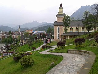 <span class="mw-page-title-main">Bailu, Pengzhou</span> Town in Sichuan, China