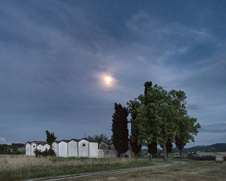 File:Cemetery - Casola Querciola, Viano, Reggio Emilia, Italy - June 18, 2016.jpg