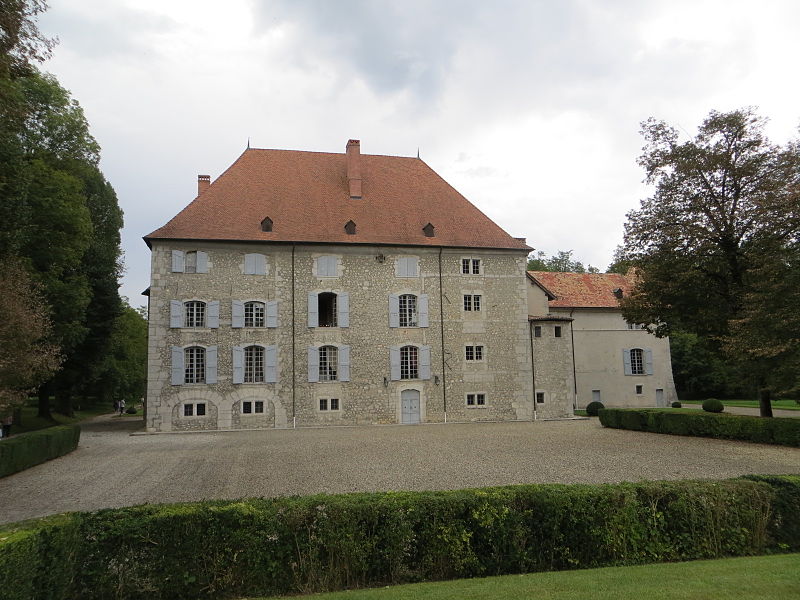 File:Château de Crolles 3.JPG