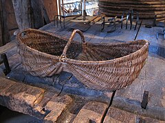 Panier à vendanges traditionnel.