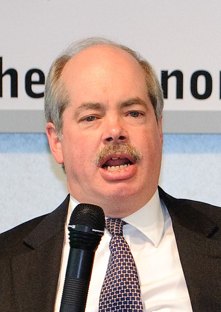 Christopher Flavin, 2010 (cropped).jpg