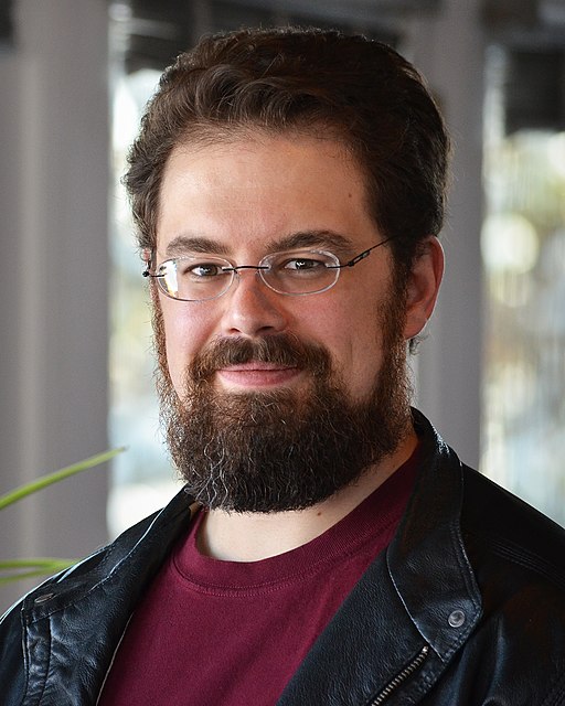 Christopher Paolini 2019