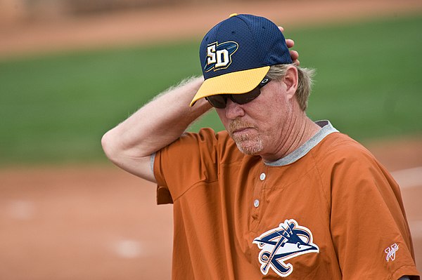 Snyder with the San Diego Surf Dawgs in 2008