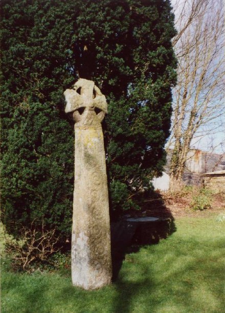 The cross in Lanivet churchyard