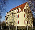 Mehrfamilienhaus (Einzeldenkmal zu ID-Nr. 09306634)