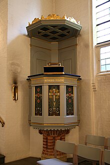 Fil:Davidskirken_Copenhagen_pulpit.jpg