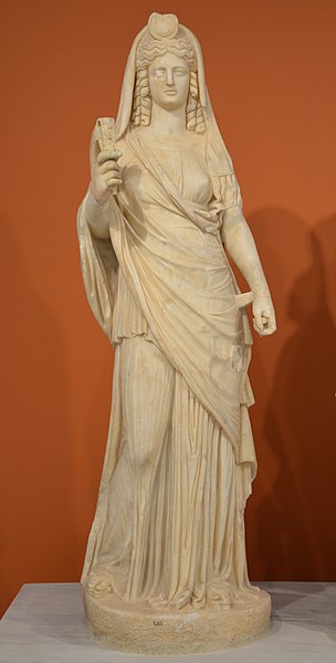 File:Detail of Persephone-Isis, Statue group of Persephone (as Isis) and Pluto (as Serapis), from the Sanctuary of the Egyptian Gods at Gortyna, mid-2nd century AD, Heraklion Archaeological Museum (30391383045).jpg