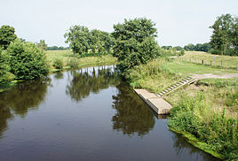 The Hunte at Astrup with a placement point for canoes