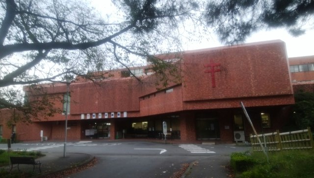 ファイル:Double Cross Hospital.jpg