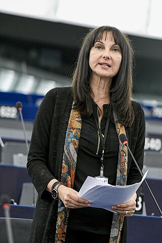 <span class="mw-page-title-main">Elena Kountoura</span> Greek politician