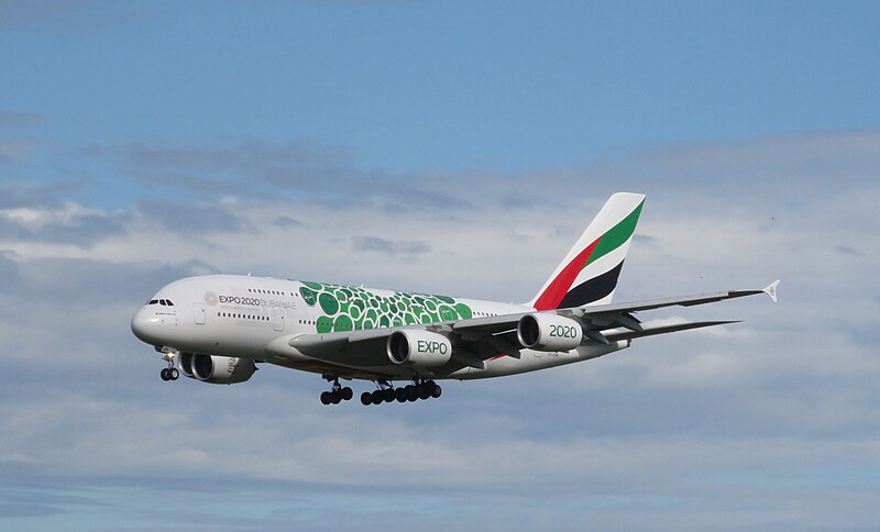 File:Emirates A380 A6-EON 2019-10-01 Munich Airport p03.jpg