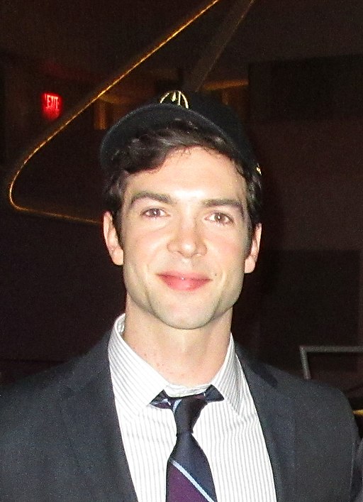 Ethan Peck (46909546282) (cropped)