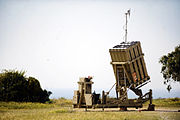 7 באפריל: ישראל מצליחה, בפעם הראשונה בהיסטוריה האנושית, ליירט רקטת קצרת טווח באמצעות מערכת ההגנה האווירית החדשנית "כיפת ברזל".