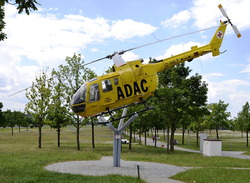 File:Former "Christoph 1", Munich Airport Visitors Park.jpg