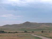 Pilot Hill near Fort Phil Kearny
as seen from U.S. Highway 87 Fort Phil Kearney - Pilot Hill.JPG